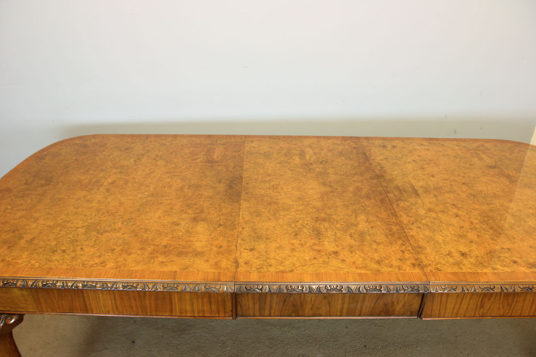 12174r4 Antique Queen Anne Style Extending Dining Table,