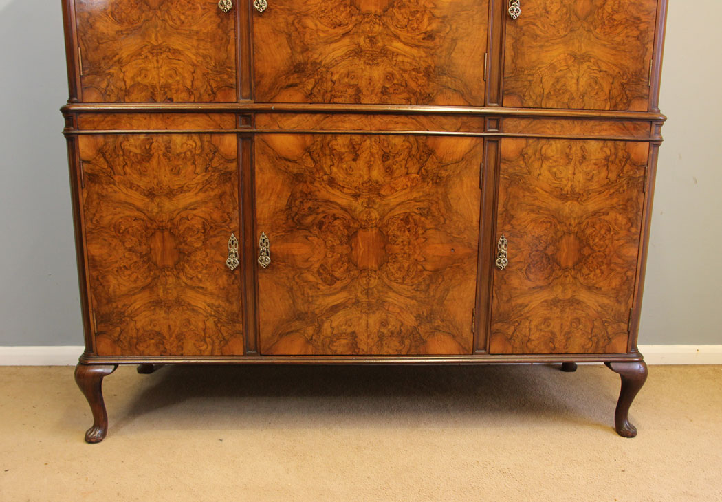 12180r11 Antique Burr Walnut Drinks Side Cabinet,