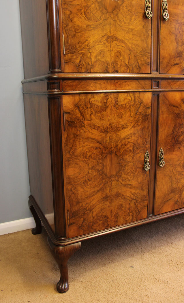 12180r13 Antique Burr Walnut Drinks Side Cabinet,