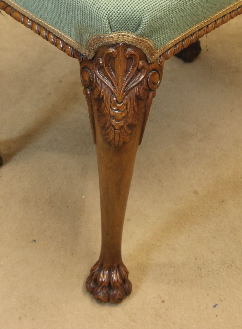 12181r3 Antique Walnut Dressing Table Stool,