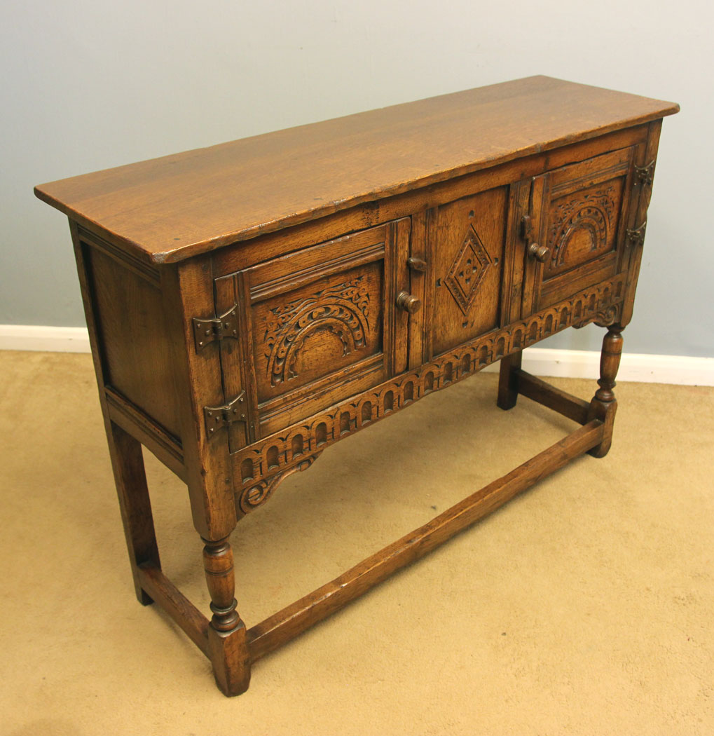 12189r2 Quality Oak Side Table,