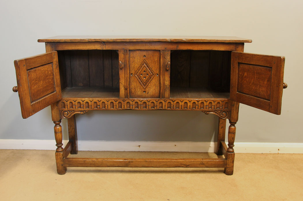 12189r4 Quality Oak Side Table,