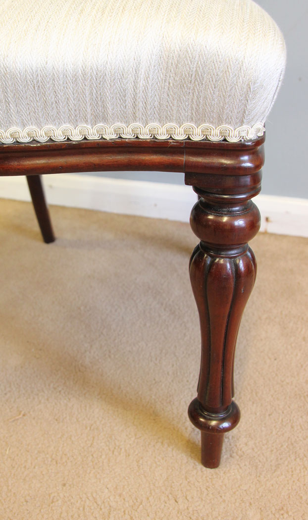 12203r4 Set Four Victorian Mahogany Dining Chairs,