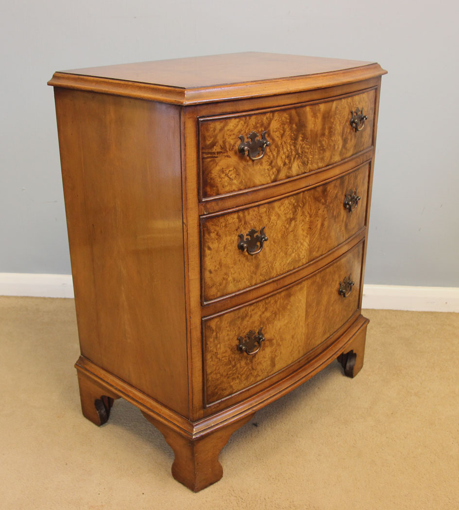 12207r2 Small Burr Walnut Bow Front Chest of Drawers,