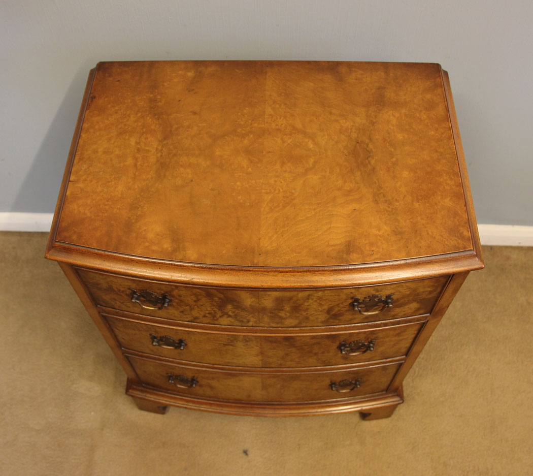 12207r9 Small Burr Walnut Bow Front Chest of Drawers,
