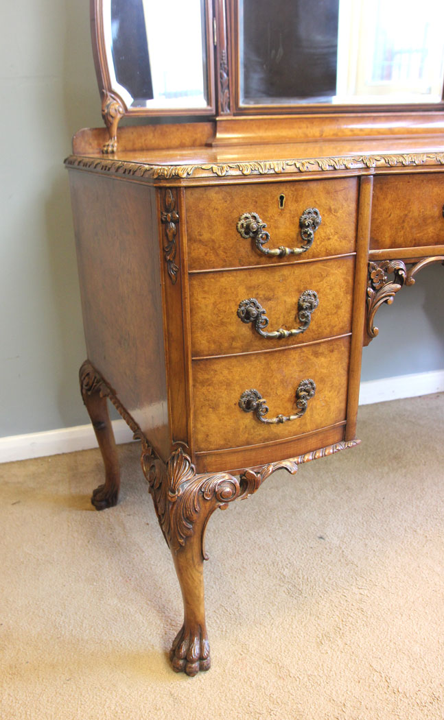 12221r11 Quality Burr Walnut Antique Dressing Table,
