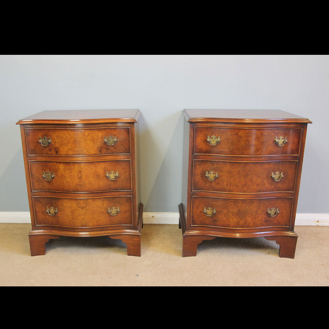 12226r01 Pair Small Serpentine Burr Walnut Beside Cabinets Chests of Drawers, Pair Georgian Style Burr Walnut Chests of Drawers