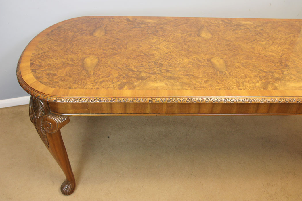 12236r10 Burr Walnut Antique Dining Table,