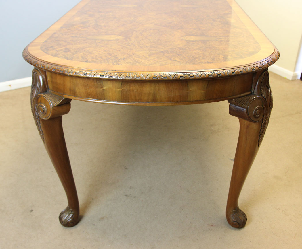 12236r7 Burr Walnut Antique Dining Table,