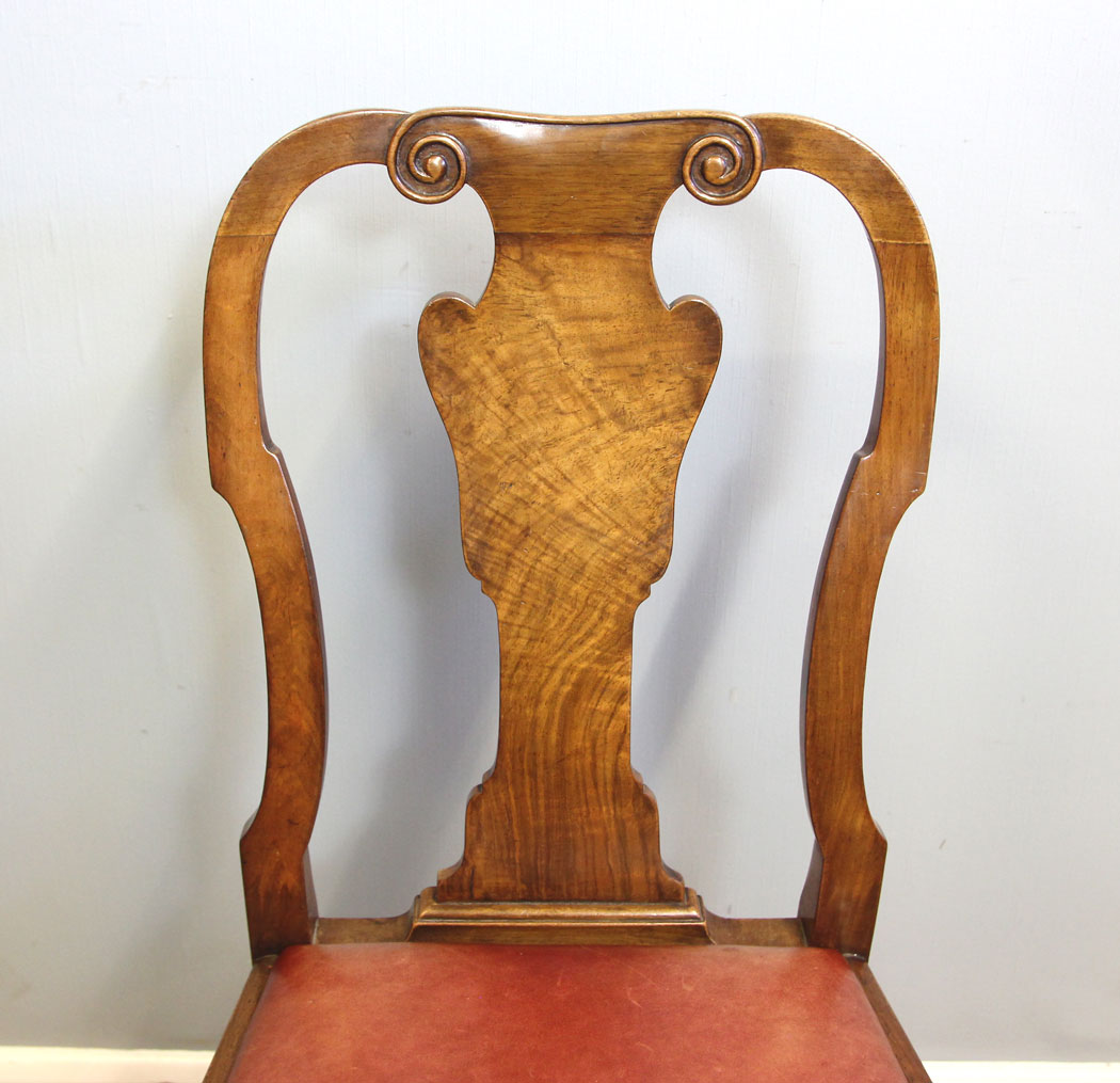 12237r11 Set of Six Walnut Dining Chairs Queen Anne Style,