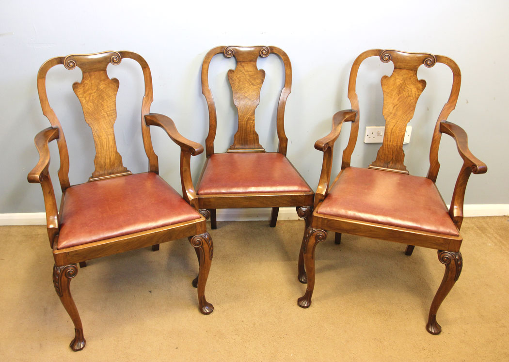 12237r2 Set of Six Walnut Dining Chairs Queen Anne Style,