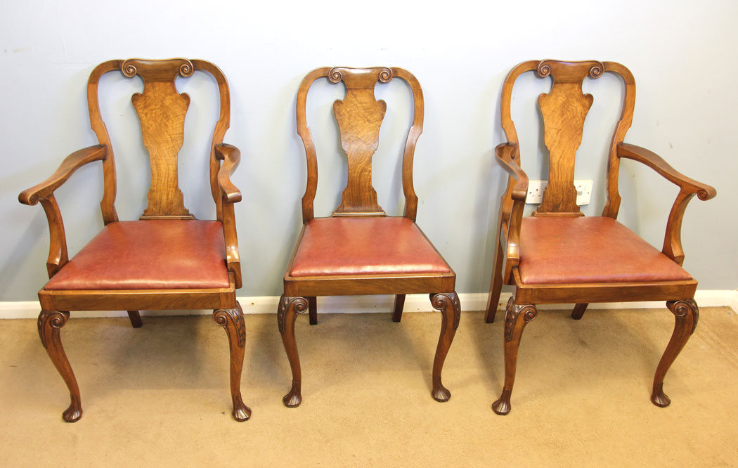 12237r3 Set of Six Walnut Dining Chairs Queen Anne Style,