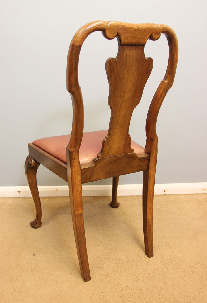 12237r9 Set of Six Walnut Dining Chairs Queen Anne Style,