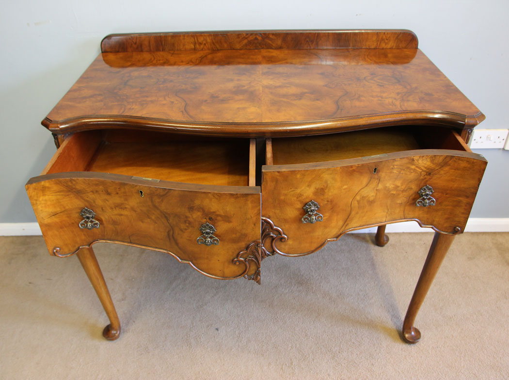 12240r6 Antique Burr Walnut Console Side Table,