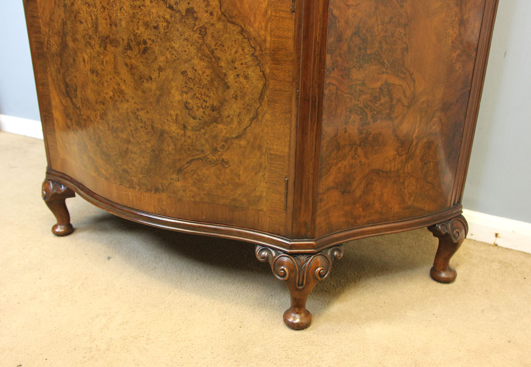 12243r8 Antique Burr Walnut Sideboard Side Cabinet,