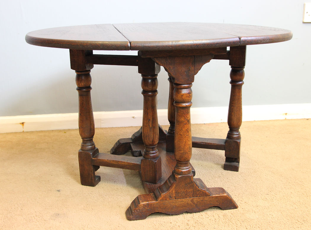 12251r3 Antique Oak Drop Leaf Occasional Coffee Table,