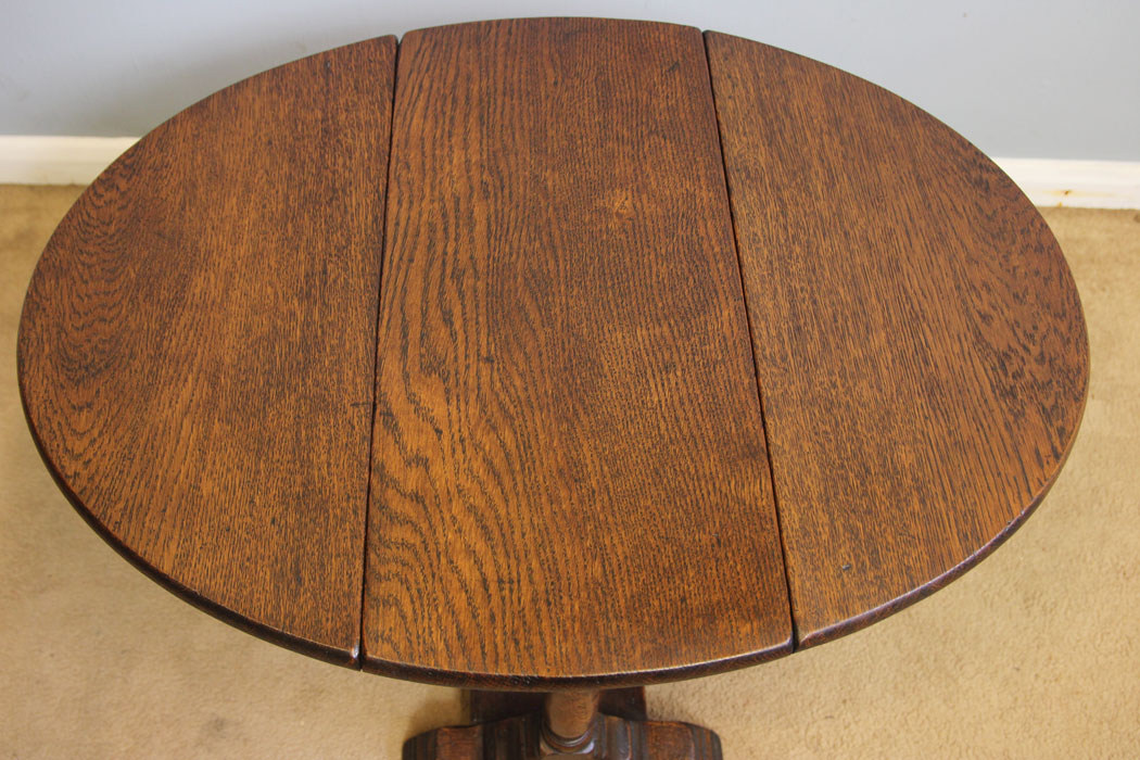 12251r4 Antique Oak Drop Leaf Occasional Coffee Table,