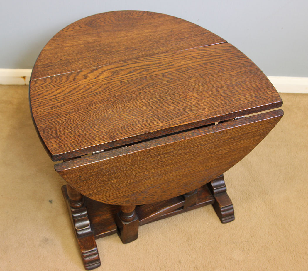12251r6 Antique Oak Drop Leaf Occasional Coffee Table,