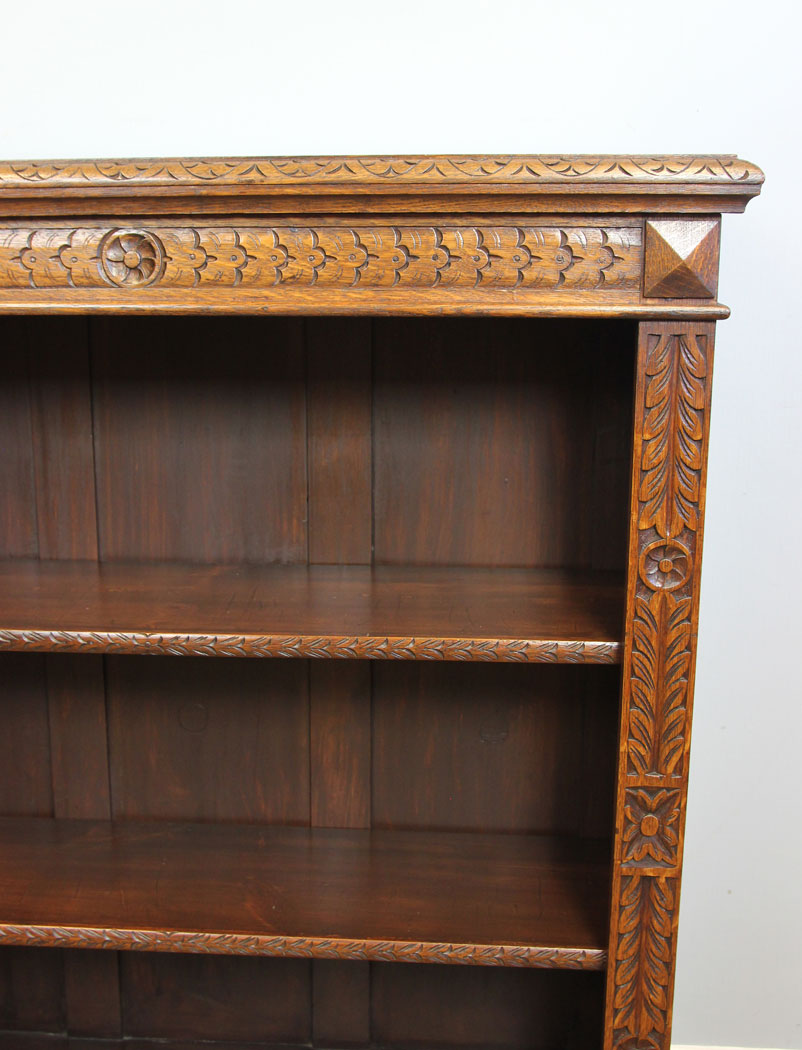 12252r5 Antiqie Carved Oak Open Bookcase,