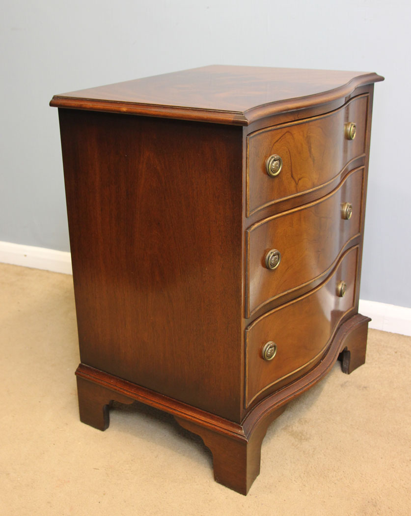 12254r11 Pair Georgian Style Mahogany Beside Cabinets Chests of Drawers,