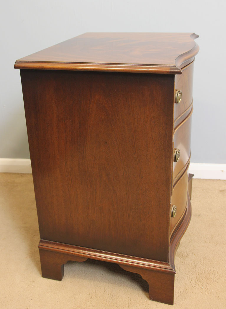 12254r12 Pair Georgian Style Mahogany Beside Cabinets Chests of Drawers,