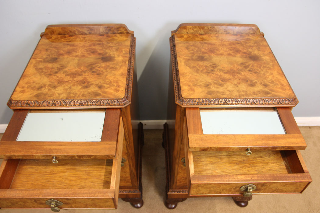 12261r8 Pair Antique Burr Walnut Bedside Cabinets,