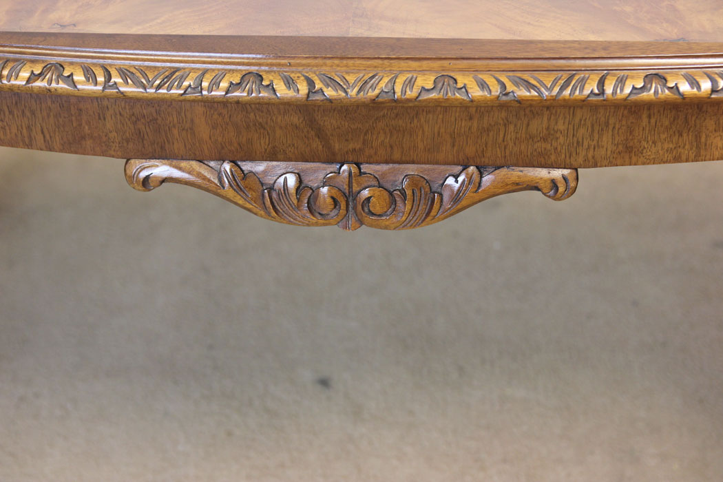 12264r6 Queen Anne Style Burr Walnut Coffee Table,