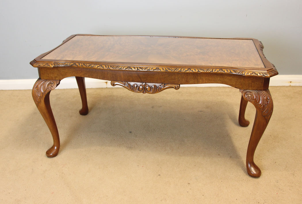 12264r8 Queen Anne Style Burr Walnut Coffee Table,