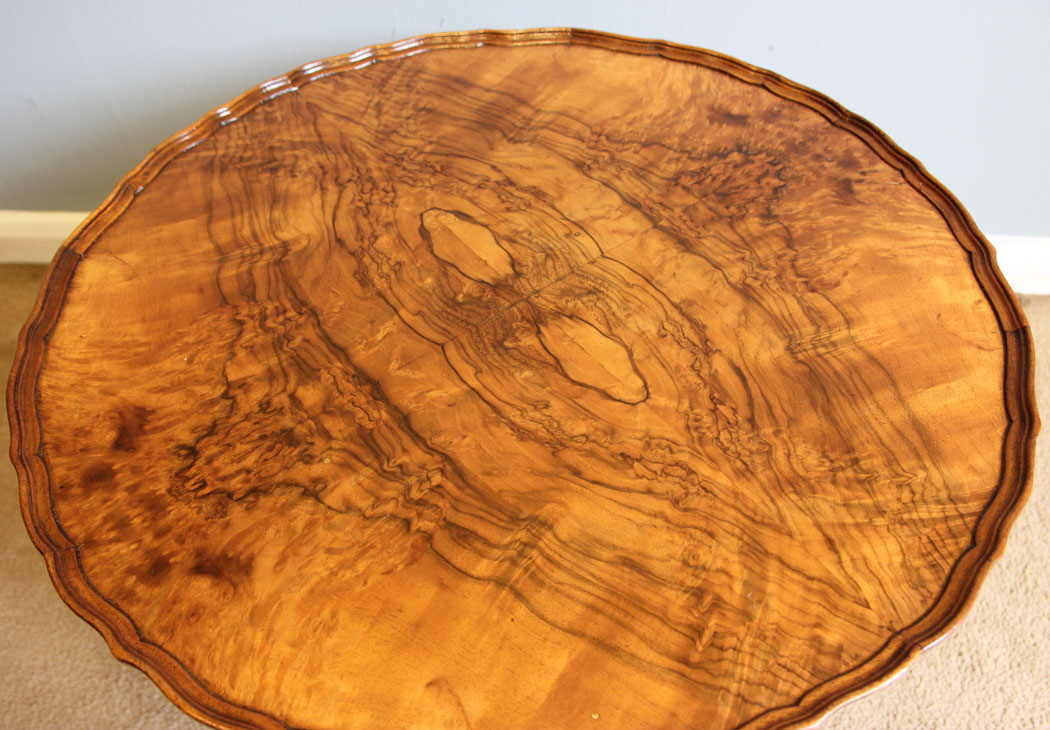 12277r4 Burr Walnut Round Coffee Table,
