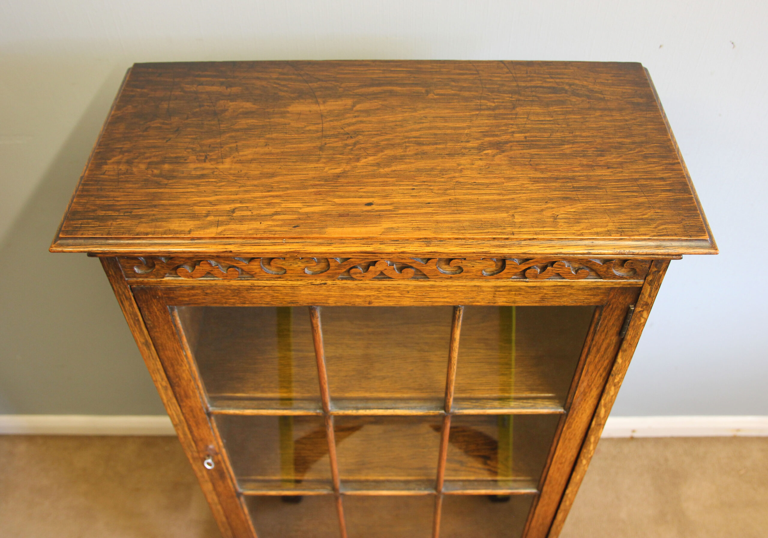 12282r10 Antique Oak Bookcase,