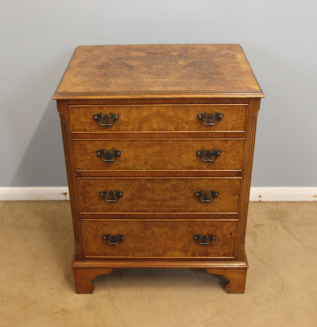 12287r12 Small Burr Walnut Antique Georgian Style Chest of Drawers,