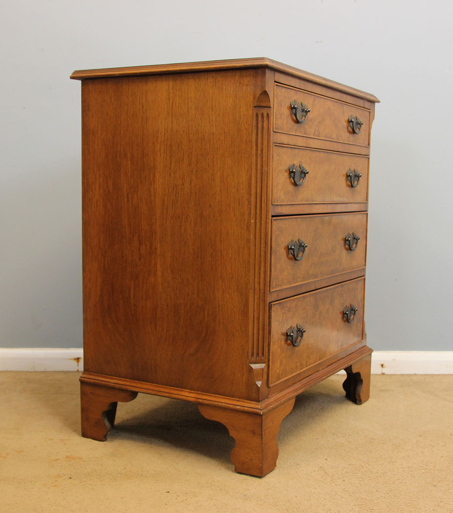 12287r2 Small Burr Walnut Antique Georgian Style Chest of Drawers,