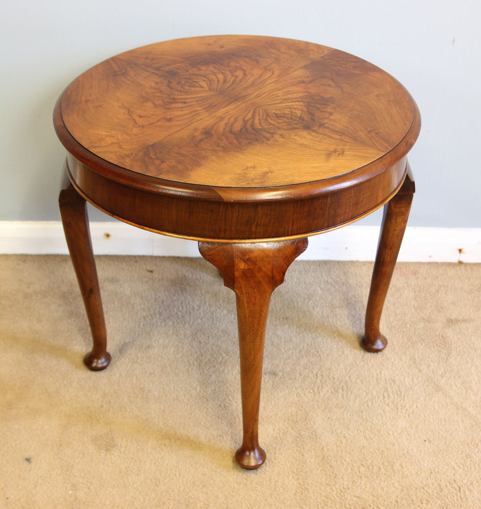 12289r1 Antique Figured Walnut Low Side Occasional Table,