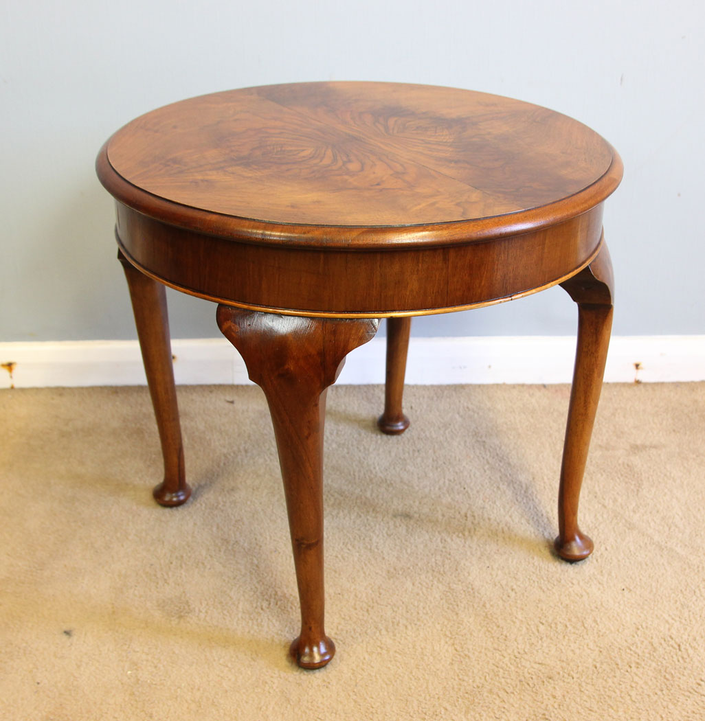 12289r2 Antique Figured Walnut Low Side Occasional Table,