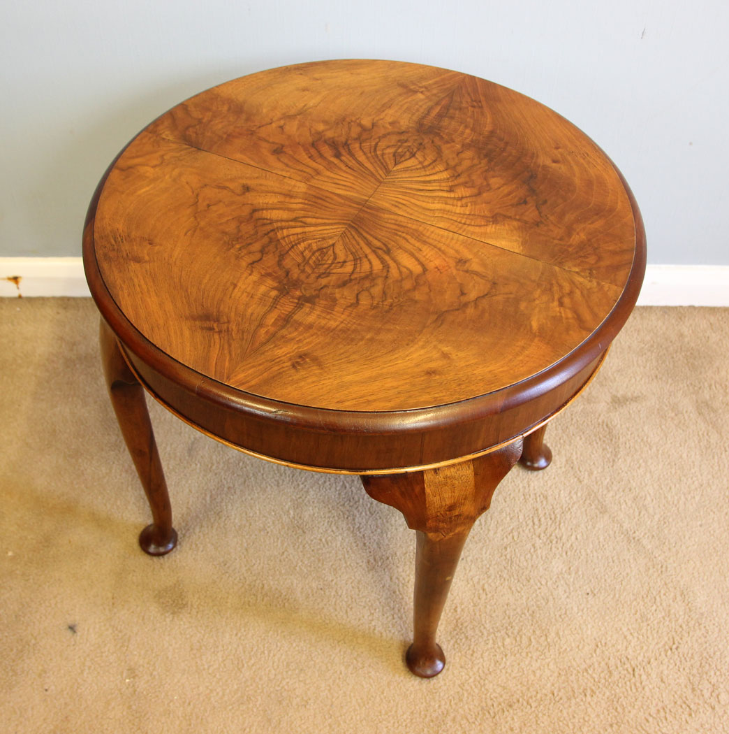 12289r4 Antique Figured Walnut Low Side Occasional Table,