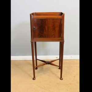 Antique Georgian Style Bedside Lamp Table