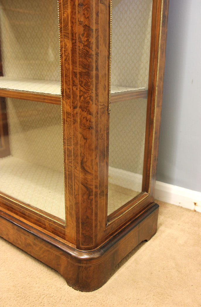 12298r10 Antique Victorian Burr Walnut Tall Display Cabinet,