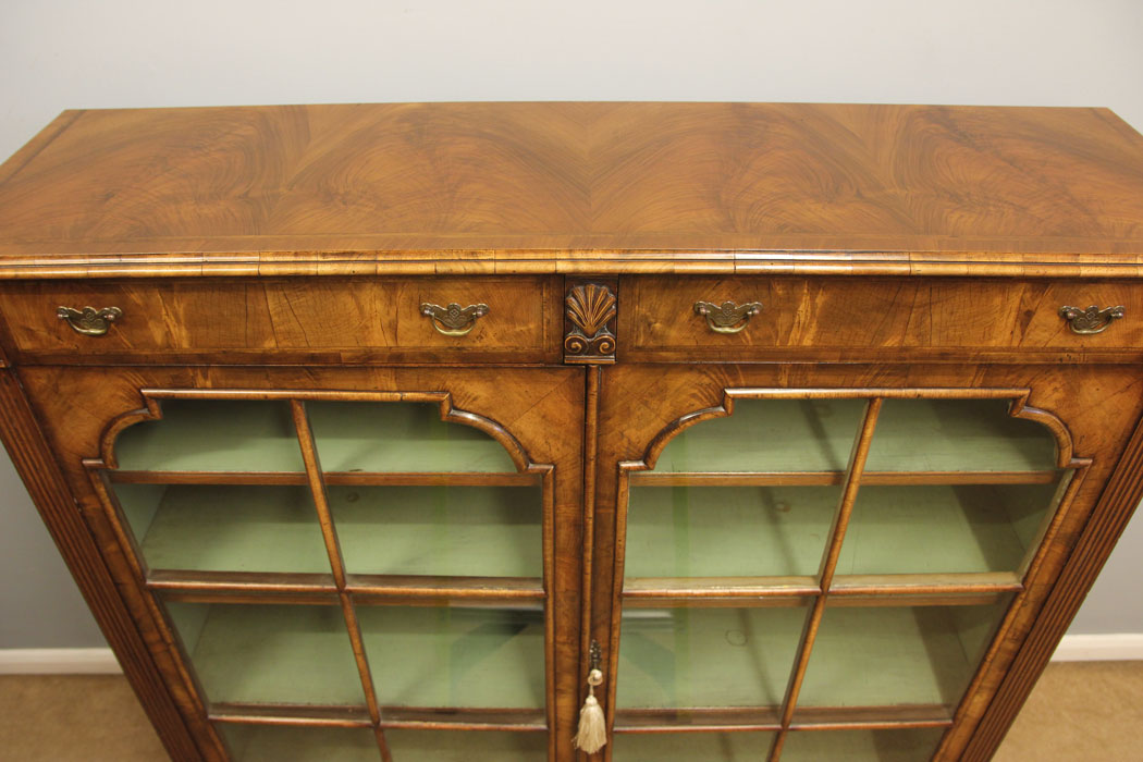 12299r11 Antique Walnut Bookcase Display Cabinet,
