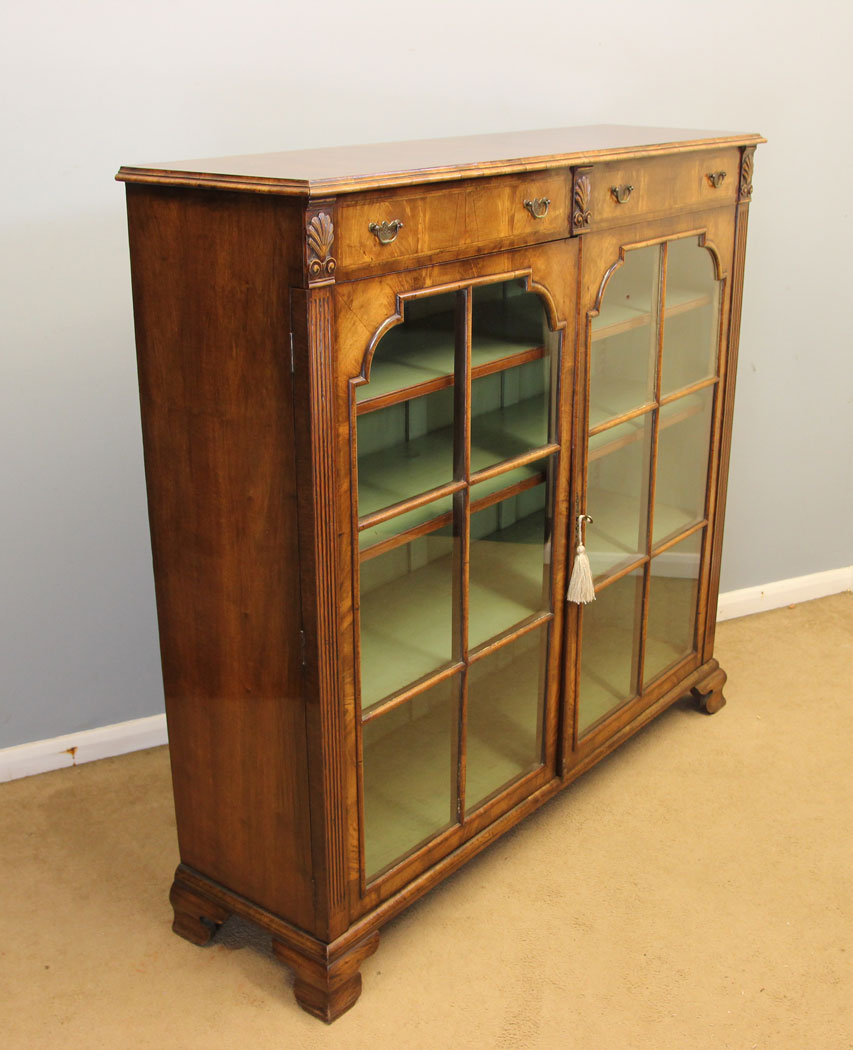 12299r3 Antique Walnut Bookcase Display Cabinet,
