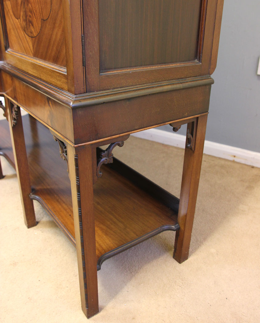 12242r13 Antique Mahogany Edwardian China Display Cabinet,
