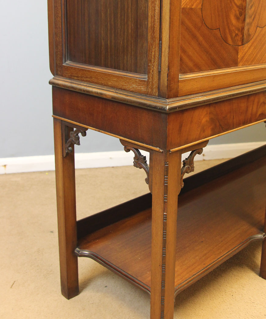 12242r16 Antique Mahogany Edwardian China Display Cabinet,
