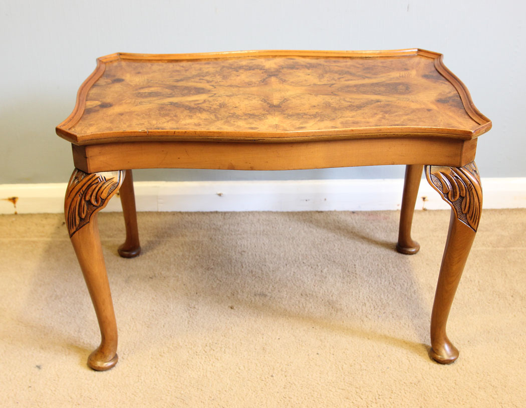 12309r5 Burr Walnut Occasional Coffee Table,
