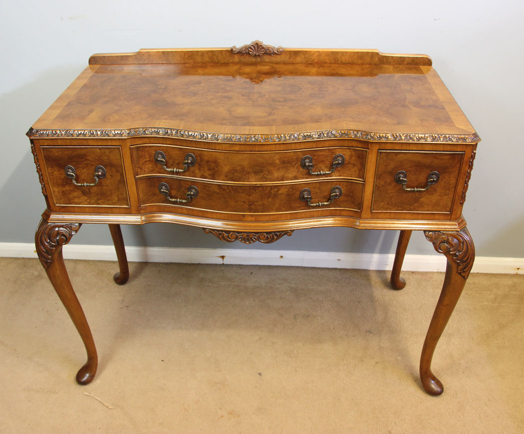 12314r12 Antique Quality Pair Burr Walnut Console Side Tables,