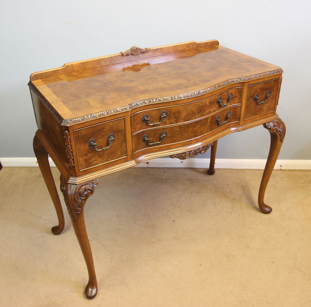 12314r14 Antique Quality Pair Burr Walnut Console Side Tables,