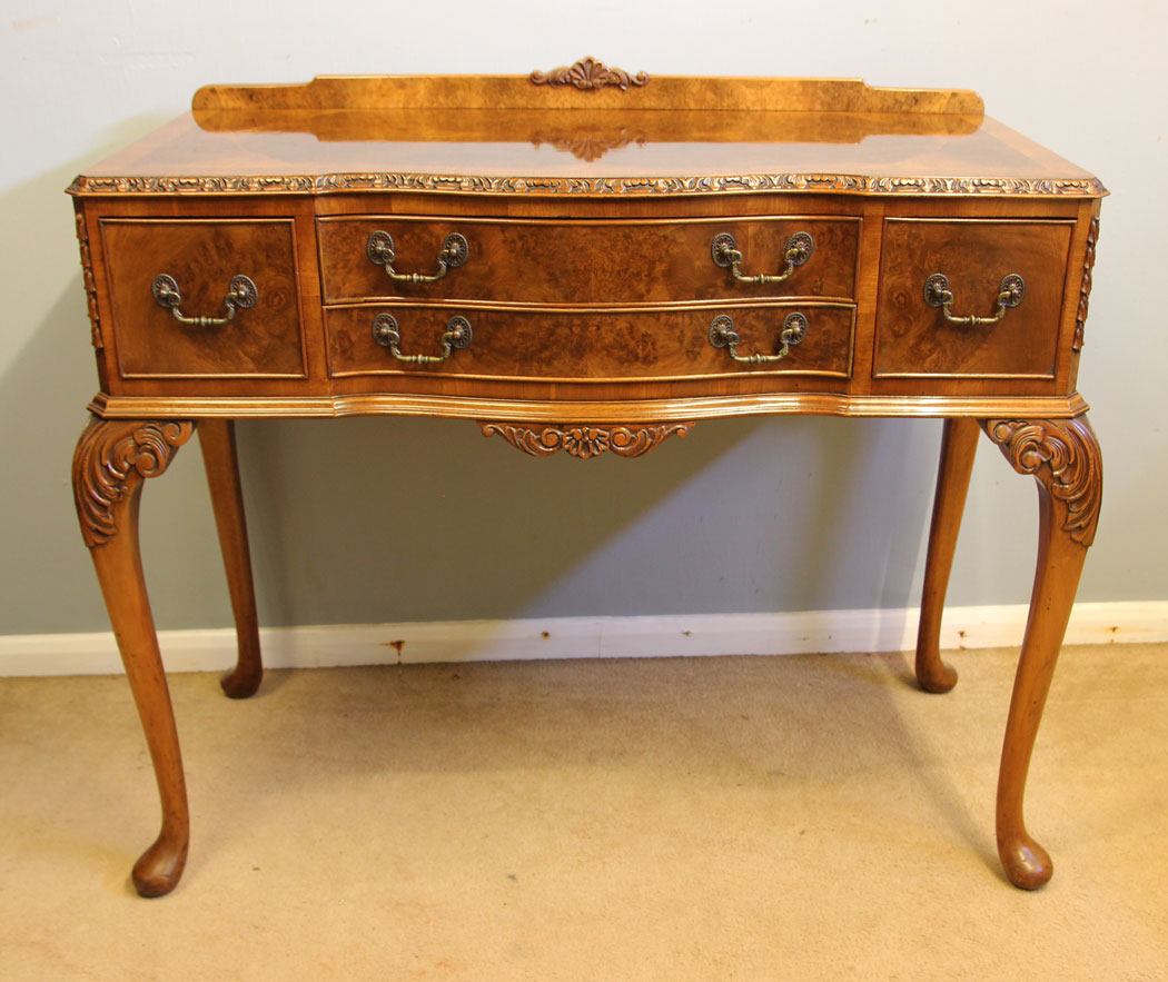 12314r18 Antique Quality Pair Burr Walnut Console Side Tables,