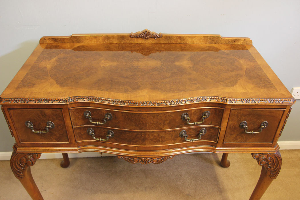 12314r21 Antique Quality Pair Burr Walnut Console Side Tables,