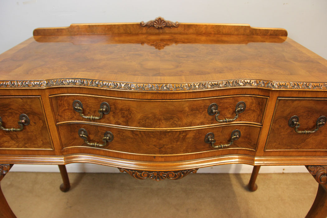 12314r4 Antique Quality Pair Burr Walnut Console Side Tables,