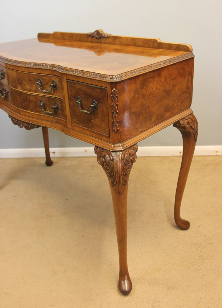 12314r7 Antique Quality Pair Burr Walnut Console Side Tables,