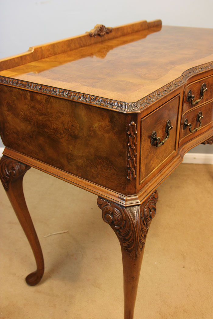 12314r8 Antique Quality Pair Burr Walnut Console Side Tables,