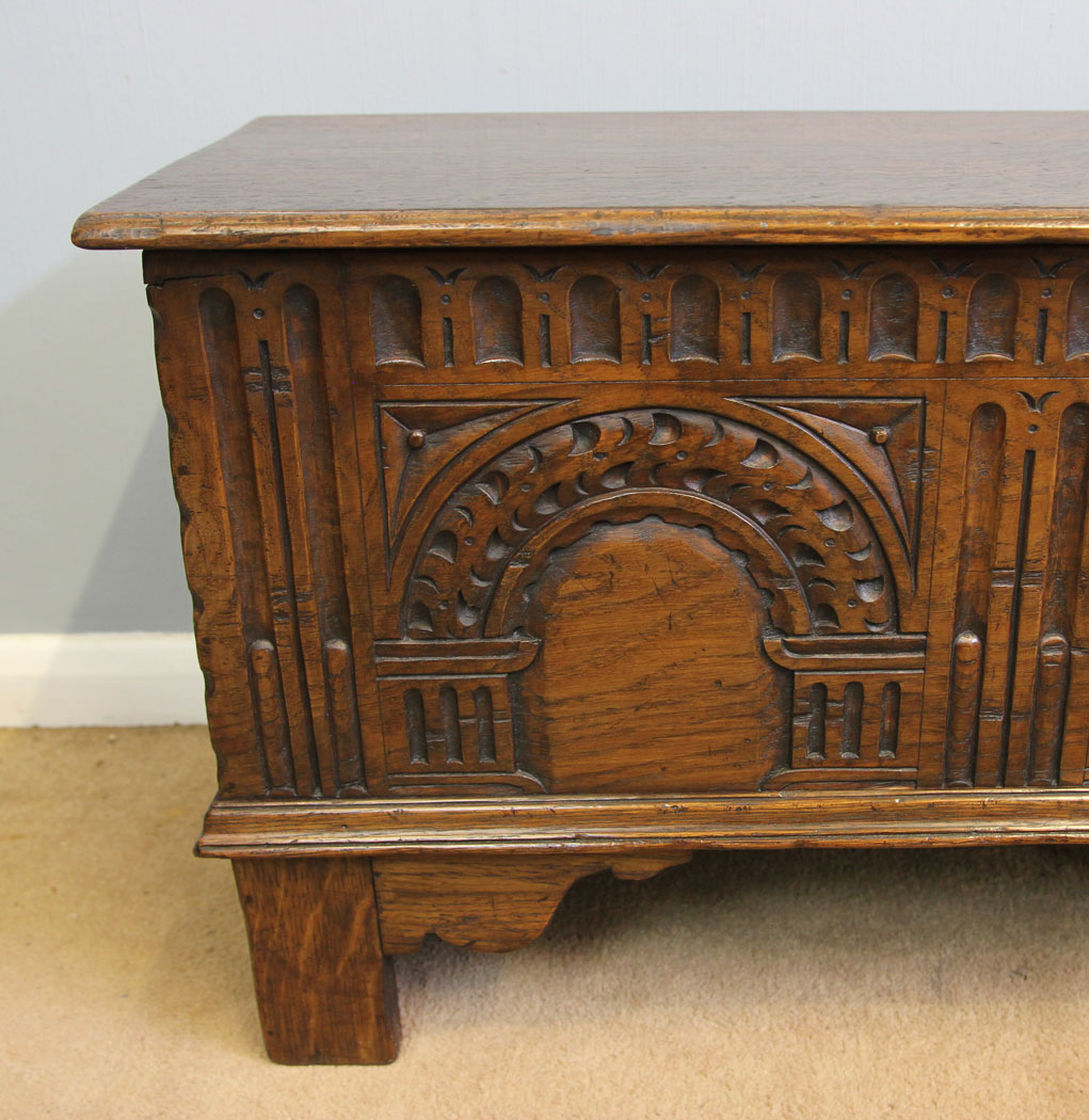 12318r8 Antique Small Oak Storage Coffer Chest,